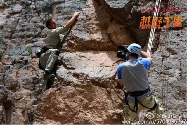 大调查“特种兵”是这样作战的!不朽情缘网站户外真人秀摄像团队(图8) 大调查“特种兵”是这样作战的!不朽情缘网站户外真人秀摄像团队(图8)